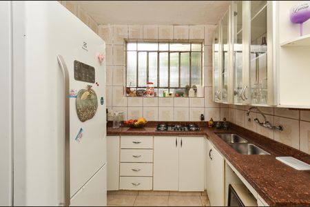 Casa para alugar com 300m², 2 quartos e 2 vagasCozinha