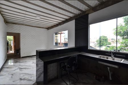 Casa para alugar com 300m², 2 quartos e 2 vagasCozinha Casa 2
