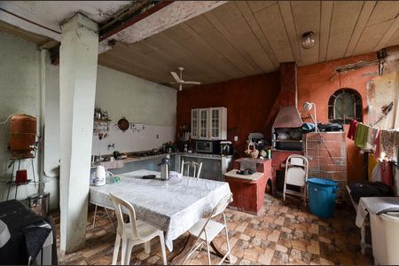 Casa para alugar com 300m², 2 quartos e 2 vagasCozinha Externa