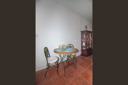 Apartamento à venda com 90m², 2 quartos e sem vaga Apartamento à venda com 90m², 2 quartos e sem vagaSala