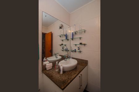 Apartamento à venda com 90m², 2 quartos e sem vaga Apartamento à venda com 90m², 2 quartos e sem vagaBanheiro