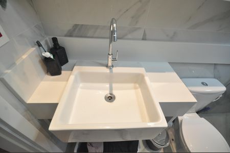 Apartamento à venda com 80m², 2 quartos e 2 vagasBanheiro da Suíte