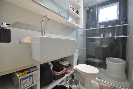 Apartamento à venda com 80m², 2 quartos e 2 vagasBanheiro da Suíte