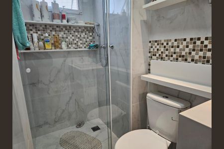 Apartamento à venda com 80m², 2 quartos e 2 vagasBanheiro Social