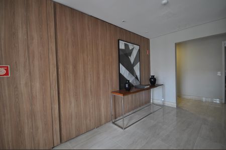 Apartamento à venda com 80m², 2 quartos e 2 vagasHall de entrada