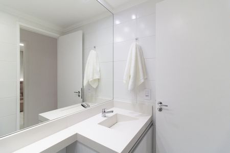 Apartamento à venda com 58m², 2 quartos e 1 vaga Apartamento à venda com 58m², 2 quartos e 1 vagaBanheiro Social