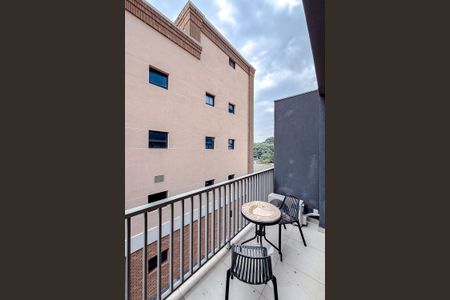 Studio para alugar com 29m², 1 quarto e sem vagaVaranda