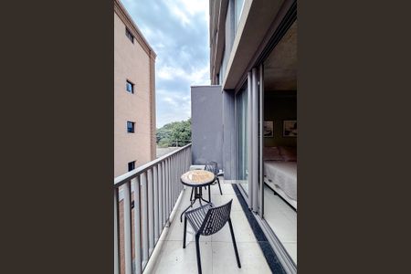 Studio para alugar com 29m², 1 quarto e sem vagaVaranda