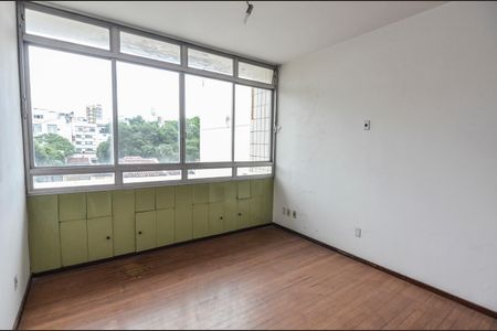 Casa para alugar com 1000m², 6 quartos e 3 vagasQuarto 2