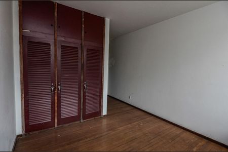 Casa para alugar com 1000m², 6 quartos e 3 vagasQuarto 2