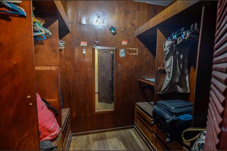 Casa para alugar com 1000m², 6 quartos e 3 vagasCloset do Quarto 5