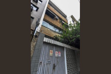 Casa para alugar com 1000m², 6 quartos e 3 vagasFachada