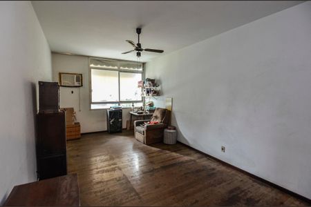 Casa para alugar com 1000m², 6 quartos e 3 vagasQuarto 5