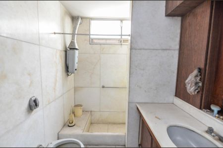 Casa para alugar com 1000m², 6 quartos e 3 vagasBanheiro do Quarto 6