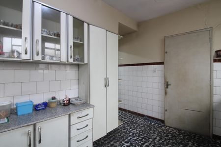 Casa à venda com 300m², 6 quartos e sem vagaCozinha casa 1