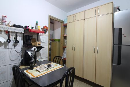 Casa à venda com 300m², 6 quartos e sem vagaCozinha casa 2