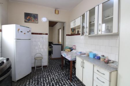 Casa à venda com 300m², 6 quartos e sem vagaCozinha casa 1