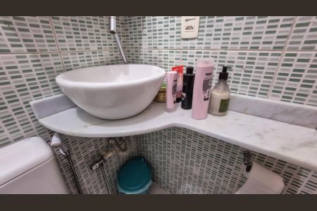 Casa para alugar com 64m², 2 quartos e sem vagaBanheiro