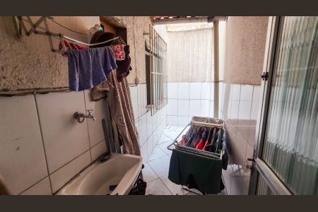 Casa para alugar com 64m², 2 quartos e sem vagaÁrea de Serviço