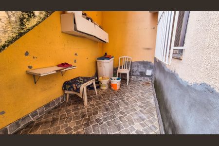 Casa para alugar com 64m², 2 quartos e sem vagaEspaço externo da casa 