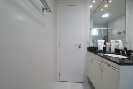 Apartamento para alugar com 119m², 3 quartos e 2 vagasBanheiro Social