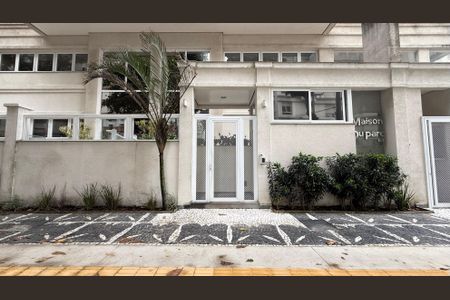 Apartamento para alugar com 119m², 3 quartos e 2 vagasFachada