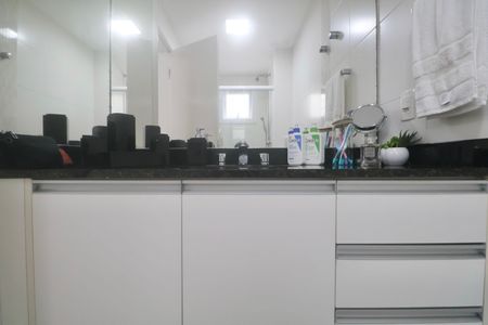 Apartamento para alugar com 119m², 3 quartos e 2 vagasBanheiro Suíte