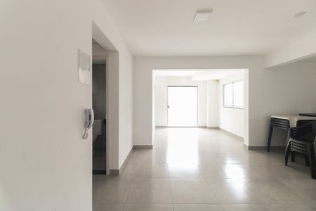 Apartamento para alugar com 30m², 1 quarto e sem vagaCondomínio - Salão de Festas 