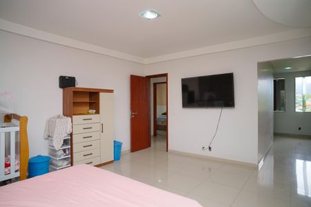 Casa de condomínio para alugar com 460m², 3 quartos e 2 vagas Casa de condomínio para alugar com 460m², 3 quartos e 2 vagasSuíte