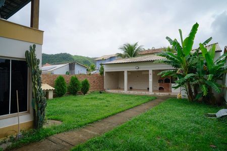 Casa de condomínio para alugar com 460m², 3 quartos e 2 vagas Casa de condomínio para alugar com 460m², 3 quartos e 2 vagasQuintal