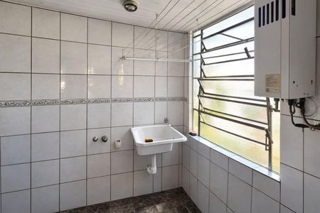 Casa para alugar com 400m², 4 quartos e 2 vagasLavanderia 