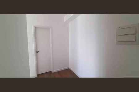 Hall de Entrada de apartamento para alugar com 2 quartos, 55m² em Centro, Osasco