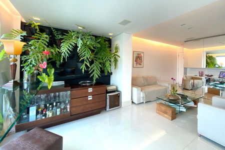 Apartamento à venda com 128m², 3 quartos e 3 vagasVaranda da Sala