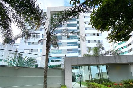 Apartamento à venda com 128m², 3 quartos e 3 vagasFachada