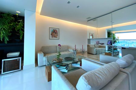 Apartamento à venda com 128m², 3 quartos e 3 vagasSala