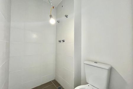 Apartamento à venda com 40m², 2 quartos e 1 vaga Apartamento à venda com 40m², 2 quartos e 1 vagaBanheiro