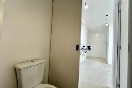 Apartamento à venda com 40m², 2 quartos e 1 vaga Apartamento à venda com 40m², 2 quartos e 1 vagaBanheiro