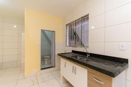 Casa para alugar com 20m², 1 quarto e sem vagaCozinha e Área de Serviço