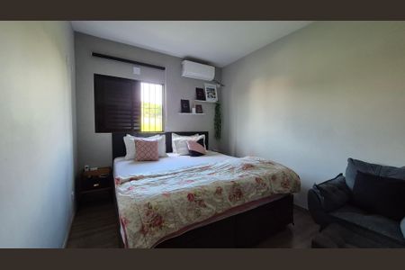 Casa à venda com 3 quartos, 150m² em Jardim Las Vegas, Santo André