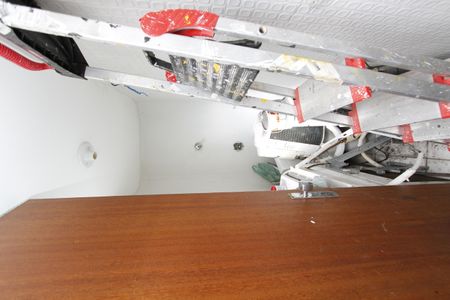 Casa à venda com 280m², 6 quartos e 3 vagasBanheiro 2