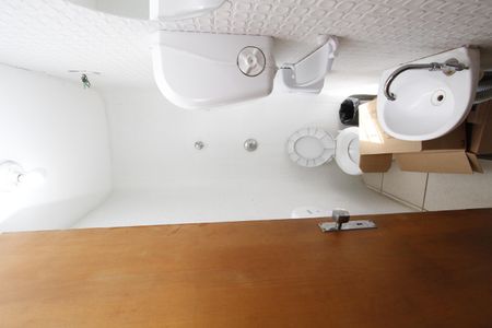 Casa à venda com 280m², 6 quartos e 3 vagasBanheiro 4