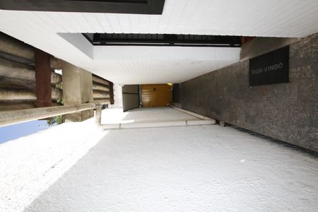 Casa à venda com 280m², 6 quartos e 3 vagasCorredor