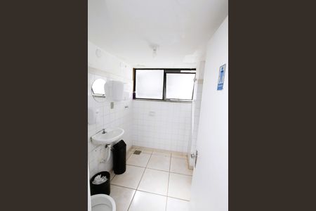 Casa à venda com 280m², 6 quartos e 3 vagasBanheiro 1