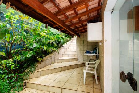 Casa de condomínio para alugar com 269m², 3 quartos e 2 vagas Casa de condomínio para alugar com 269m², 3 quartos e 2 vagasLavanderia