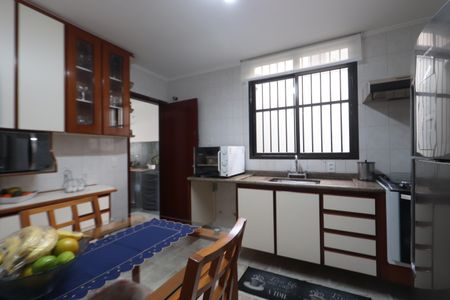 Casa à venda com 310m², 3 quartos e 4 vagasCozinha