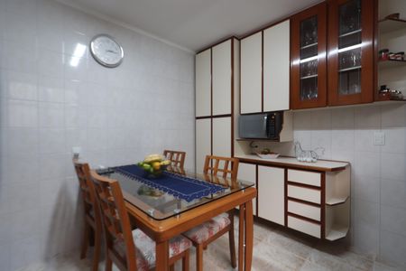 Casa à venda com 310m², 3 quartos e 4 vagasCozinha