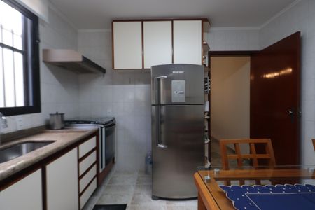 Casa à venda com 310m², 3 quartos e 4 vagasCozinha