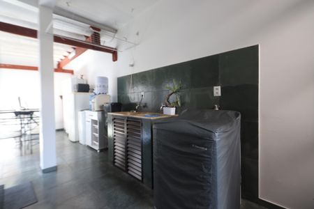 Casa à venda com 310m², 3 quartos e 4 vagasLavanderia
