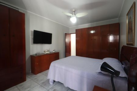 Suíte de casa à venda com 3 quartos, 310m² em Vila Lucia, São Paulo