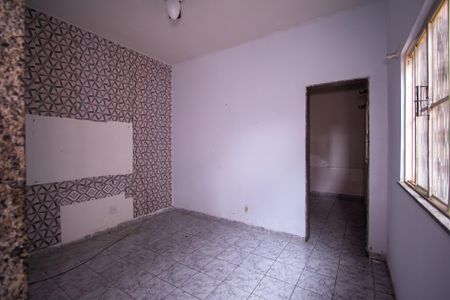 Sala de casa para alugar com 1 quarto, 20m² em Trindade, São Gonçalo